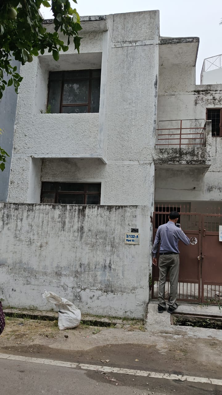 LDA House At Vipul Khand