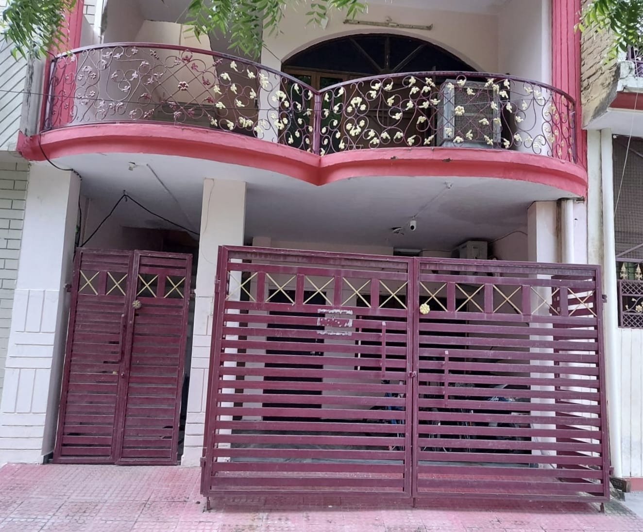 Residential House At LDA kanpur Road