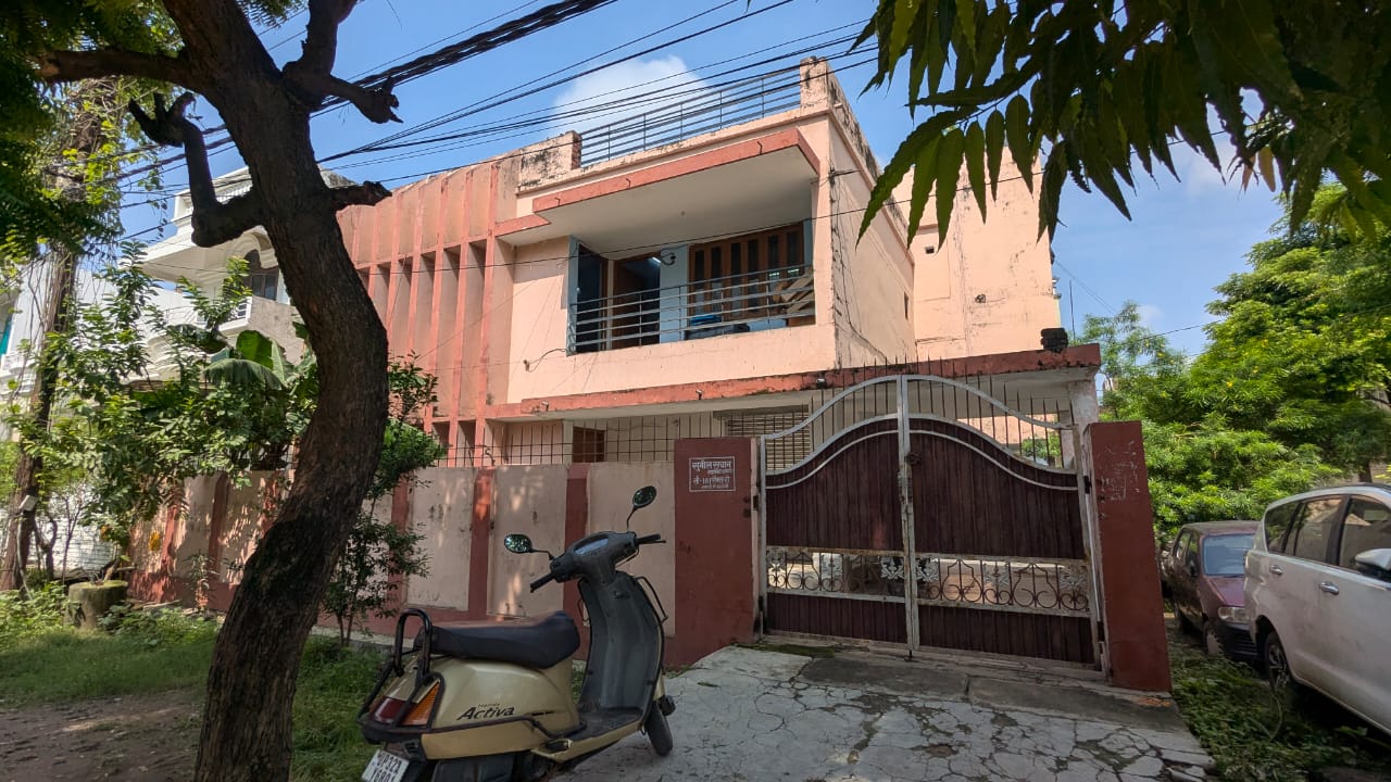 LDA Approved Villa At Ashiyana